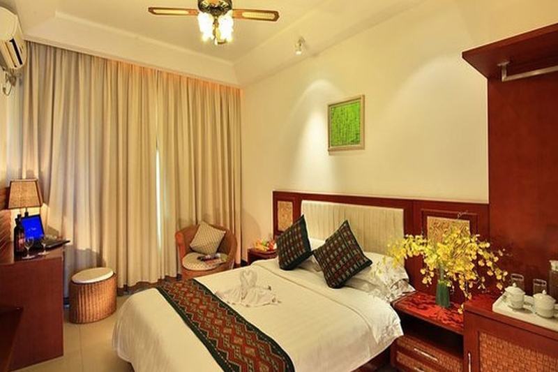 Yelan Bay Resort Szanja Kültér fotó